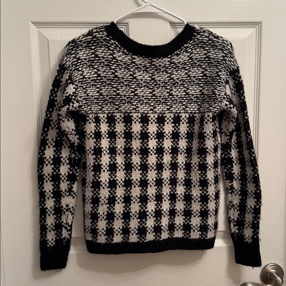 Ann Taylor Black and White Checkered Sweater - Picture 4 of 6